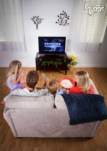 تاثیر عادت والدین در تماشای تلویزیون روی کودکان