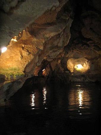 غار آبی سهولان
