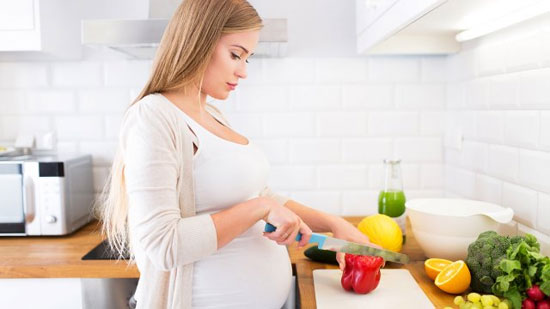۱۰ ماده‌ی غذایی مناسب دوران بارداری