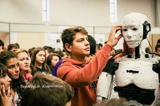 ساخت ربات انسان نما توسط جوانی 15 ساله