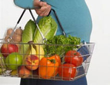 ۱۱ ماده غذایی مفید در دوران بارداری