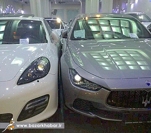 صحنه‌ای عجیب از یک نمایشگاه خودرو در تهران+عکس