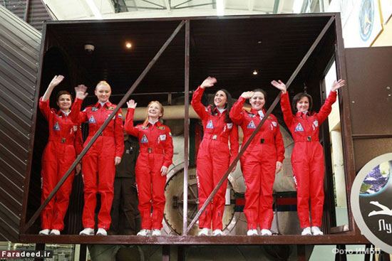 سفر ساختگی 6 زن به فضا + عکس