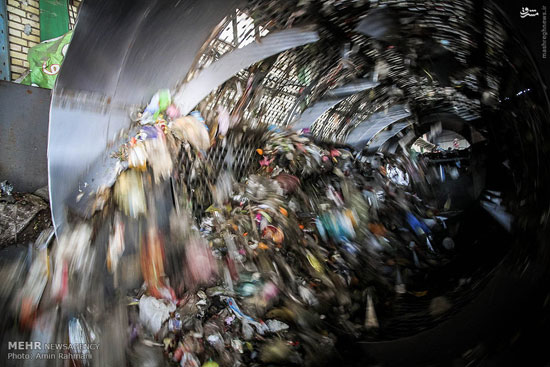 مرکز بازیافت زباله در قزوین