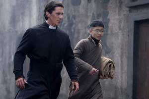 تلاش یک کشیش و ۱۳ زن در پرخرج‌ترین فیلم سینمای چین + پوستر