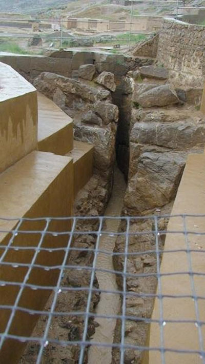 عکس: آب‌‌راهه تاریخی تخت جمشید را نجات داد