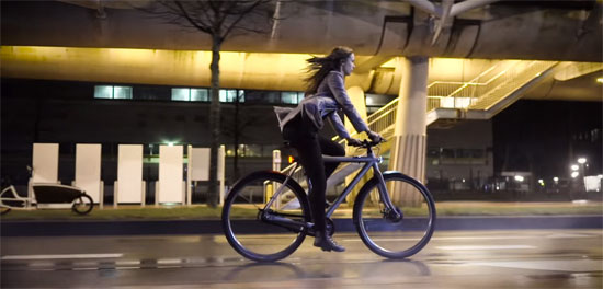 دوچرخه ی الکتریکی وانموف با قابلیت اتصال به اینترنت و تعیین هویت