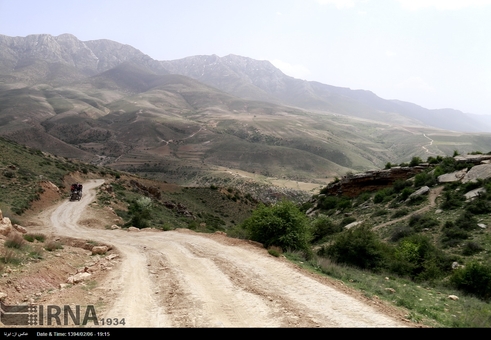 تخریب چشمه‌های تاریخی باداب سورت