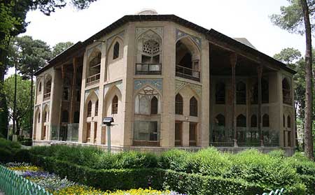 تالار اشرف,تالار اشرف اصفهان,بناهای تاریخی اصفهان