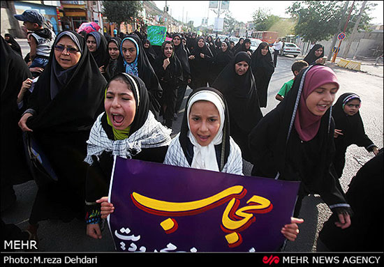 راهپیمایی روز ملی عفاف و حجاب در شیراز و مشهد