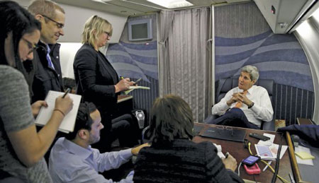 اخبار,اخبارسیاست خارجی, نشست خبری جان کری در هواپیما