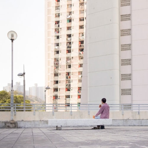 بحران مسکن در هنگ کنگ مردم را وادار به زندگی در خانه های عمومی کرده است! +تصاویر