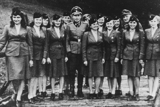 یک برنامه عجیب تاریخی: زنانی که برای هیتلر، حامله می‌شدند