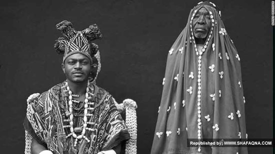پادشاه کامرون که یک صد زن دارد