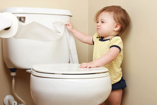 عادت توالت رفتن در کودکان چگونه آموزش داده می شود؟