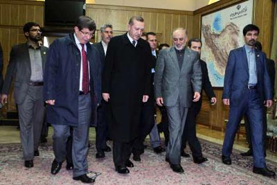 وزیر امور خارجه,کت خیس وزیر امور خارجه,عکس کت خیس وزیر امور خارجه,صالحی و اردوغان,اخبار      