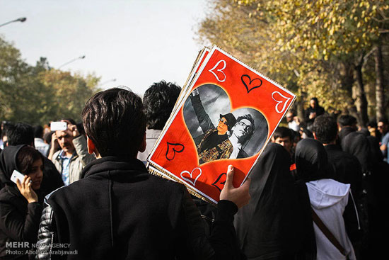 عکس: طرفداران مرتضی پاشایی در بهشت زهرا